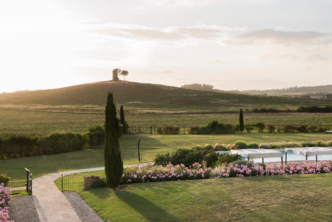 Relais Sant'Elena Panzió Bibbona Kültér fotó